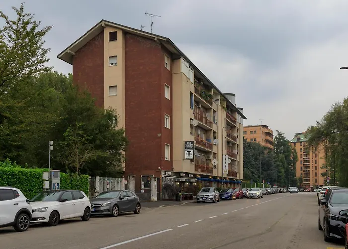 I-host - Tesio 15 Mailand